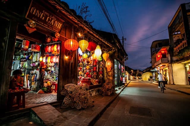 Landscapes and daily life across Hoi An